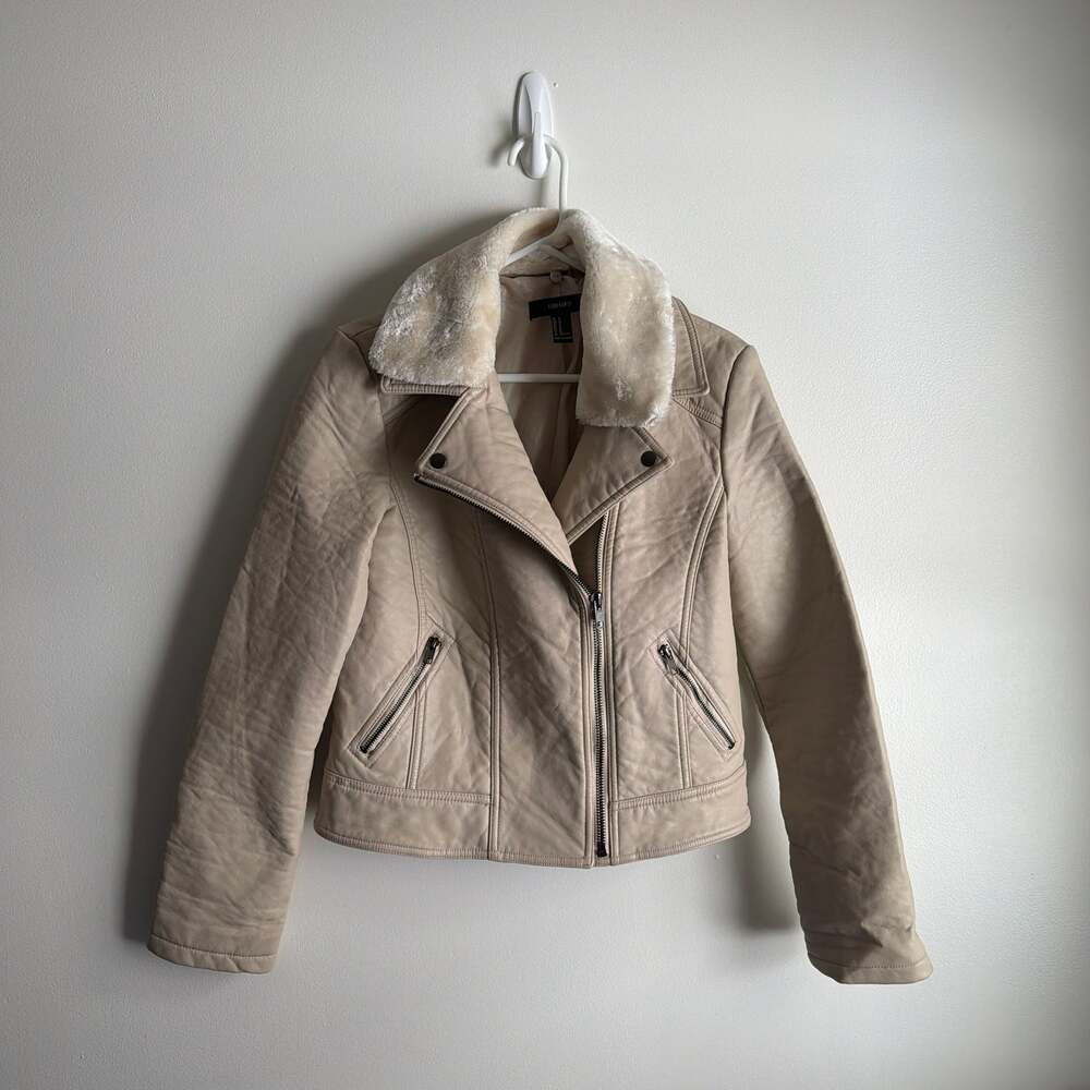 Forever 21 Beige Faux Leather Moto Jacket with Faux Fur Collar Y2K